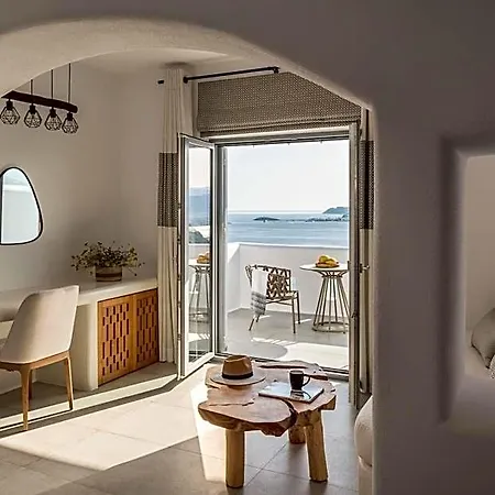 Virtu On The Hill Naxos City