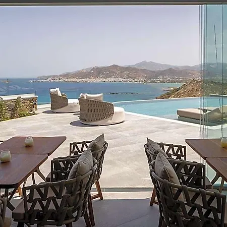 Virtu On The Hill Naxos City