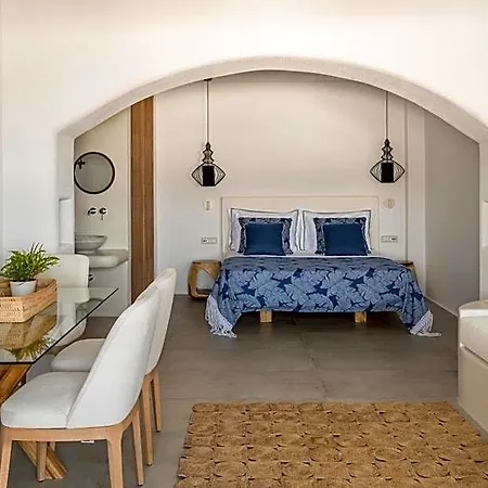 Отель Virtu On The Hill Naxos City